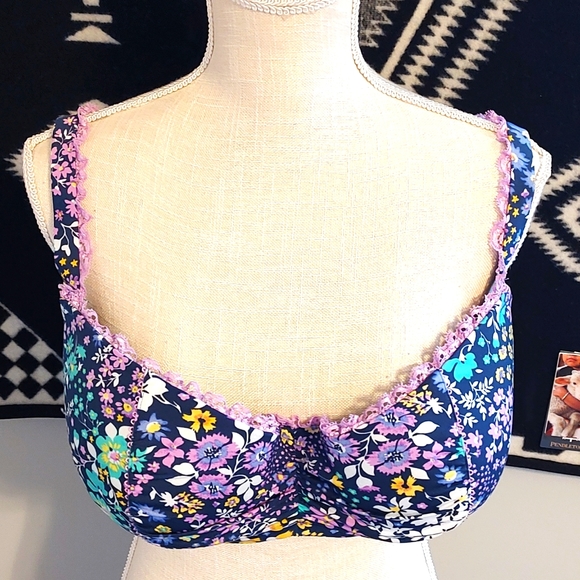 💜 EUC Cacique Brand Intimates Ladie's Cotton Blend Floral Pattern & Lace, 40F - Picture 5 of 14